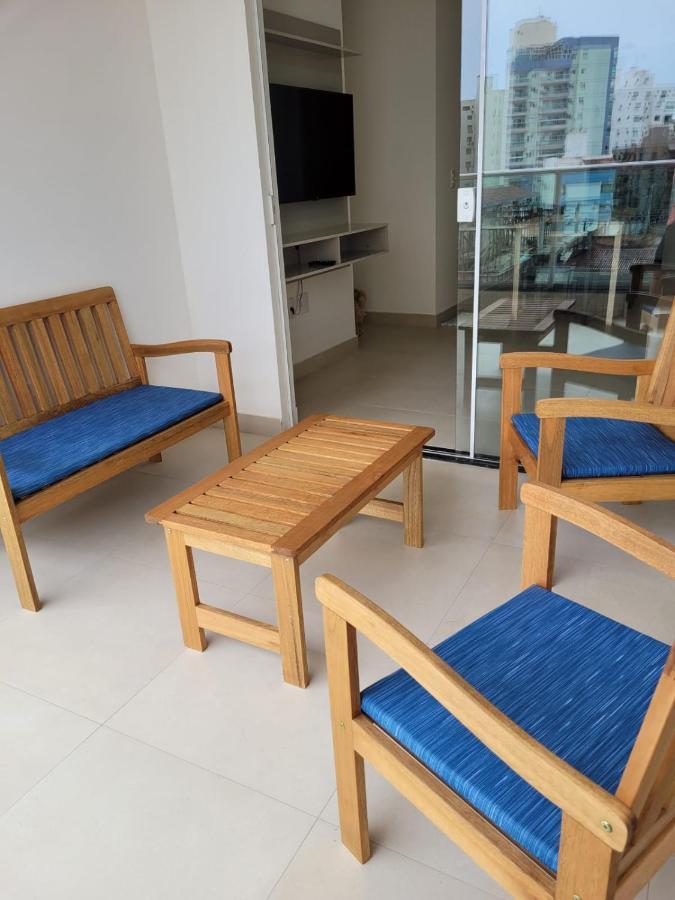 Apartamento Na Praia Do Morro- Guarapari, De Frente, Varanda Ampla, Duas Quadras Da Orla Da Praia Dış mekan fotoğraf